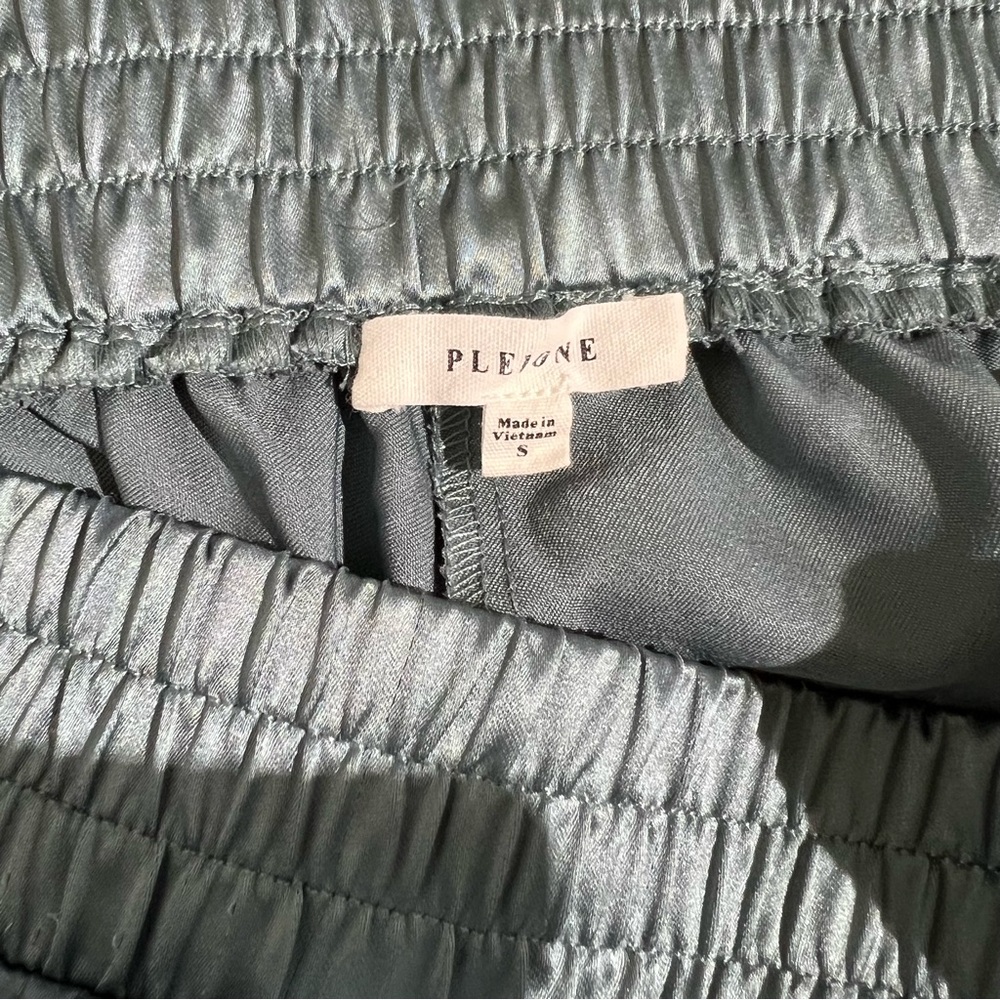 Pleione Satin Cargo Pants Shirt Set Steel Blue - Picture 5 of 10